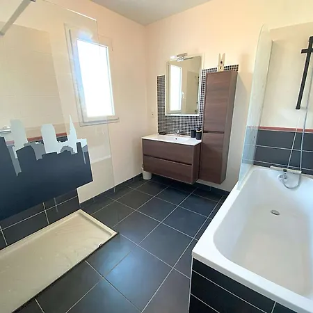 Maison Avec Wifi, Jardin Clos Et Terrasse, A 500m De La Et Du Gr34, Ile Grande - Fr-1-368-13 Pleumeur-Bodou